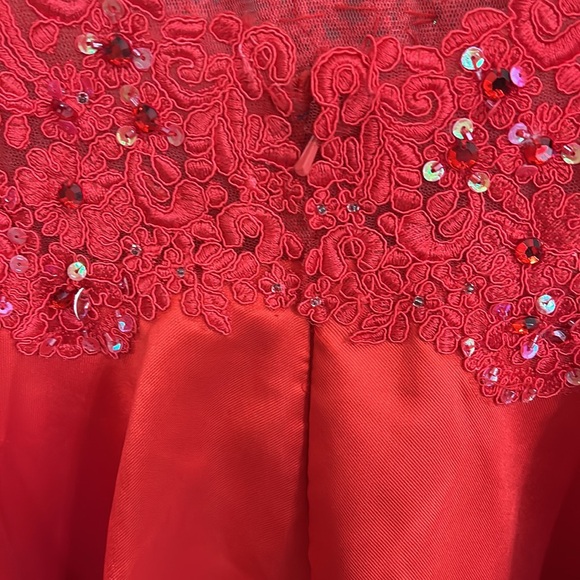 Red Satin Beaded Cocktail Dress Size XS Worn Once Coya Collection (Dillard’s) - Picture 6 of 6